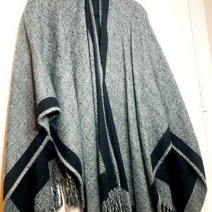 Black/Grey Color Block/ Chevron Pattern Shall- Warm- Wrap Around- One size